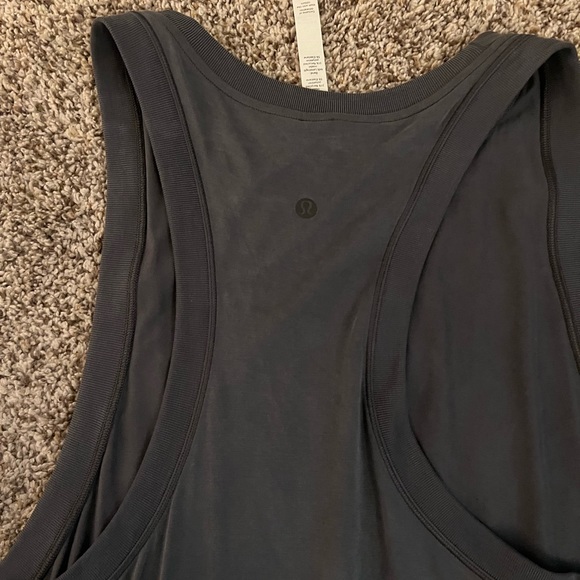 Lululemon gray dress. - Picture 4 of 4